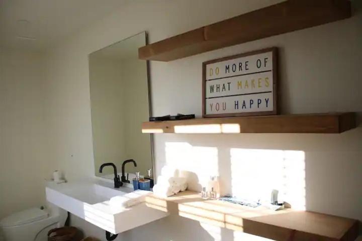 Serene Modern Home Backdoor With Great Wifi, Games, Movies, Patio Seating And Bbq Easy Access To North Joshua Tree National Park In 10 Minutes Туентинайн Палмс Екстериор снимка
