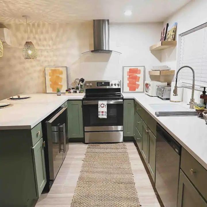 Serene Modern Home Backdoor With Great Wifi, Games, Movies, Patio Seating And Bbq Easy Access To North Joshua Tree National Park In 10 Minutes Туентинайн Палмс Екстериор снимка