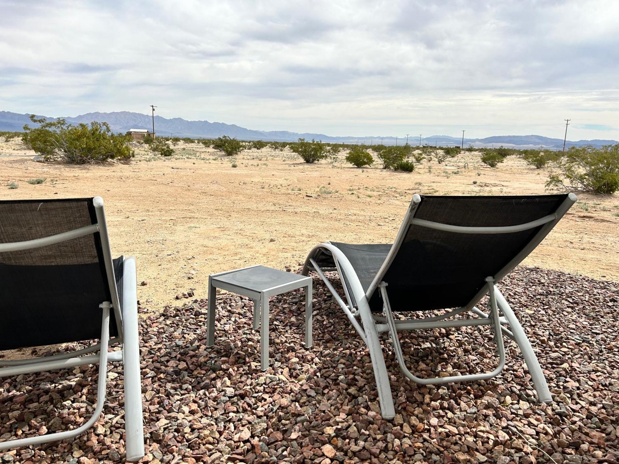 Serene Modern Home Backdoor With Great Wifi, Games, Movies, Patio Seating And Bbq Easy Access To North Joshua Tree National Park In 10 Minutes Туентинайн Палмс Екстериор снимка