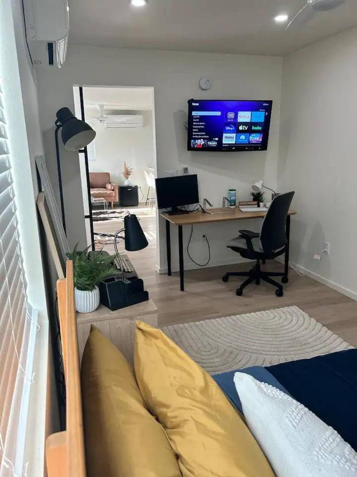 Serene Modern Home Backdoor With Great Wifi, Games, Movies, Patio Seating And Bbq Easy Access To North Joshua Tree National Park In 10 Minutes Туентинайн Палмс Екстериор снимка