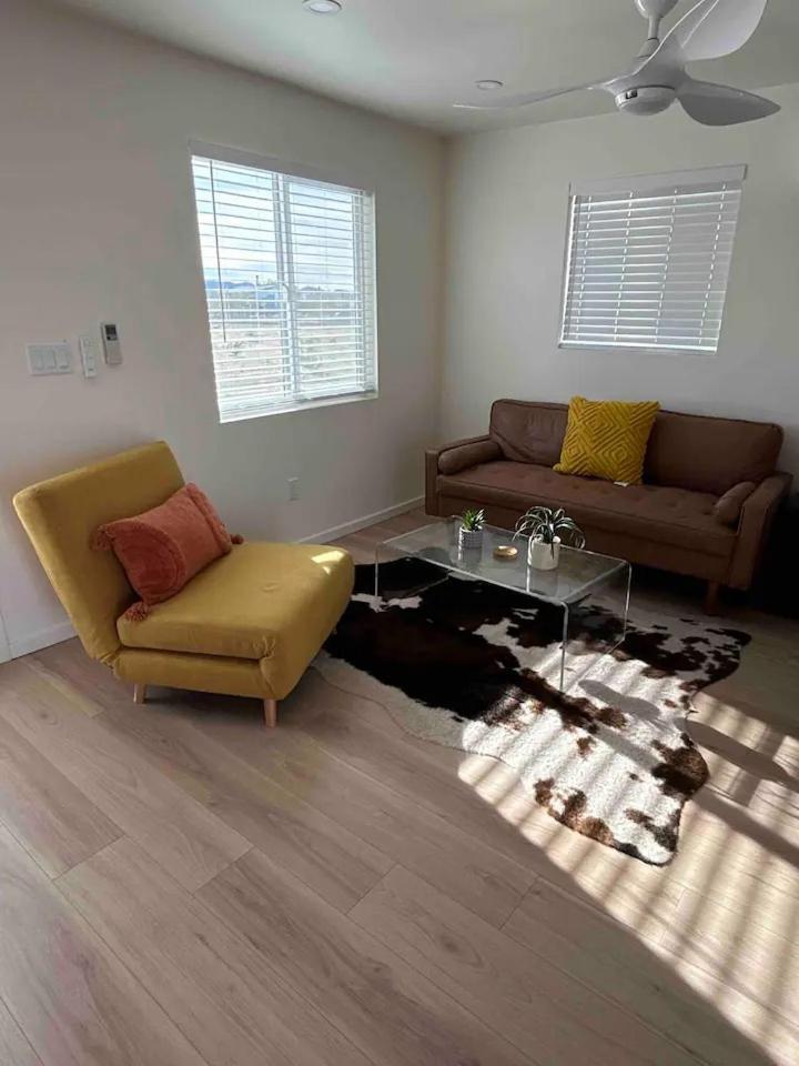 Serene Modern Home Backdoor With Great Wifi, Games, Movies, Patio Seating And Bbq Easy Access To North Joshua Tree National Park In 10 Minutes Туентинайн Палмс Екстериор снимка