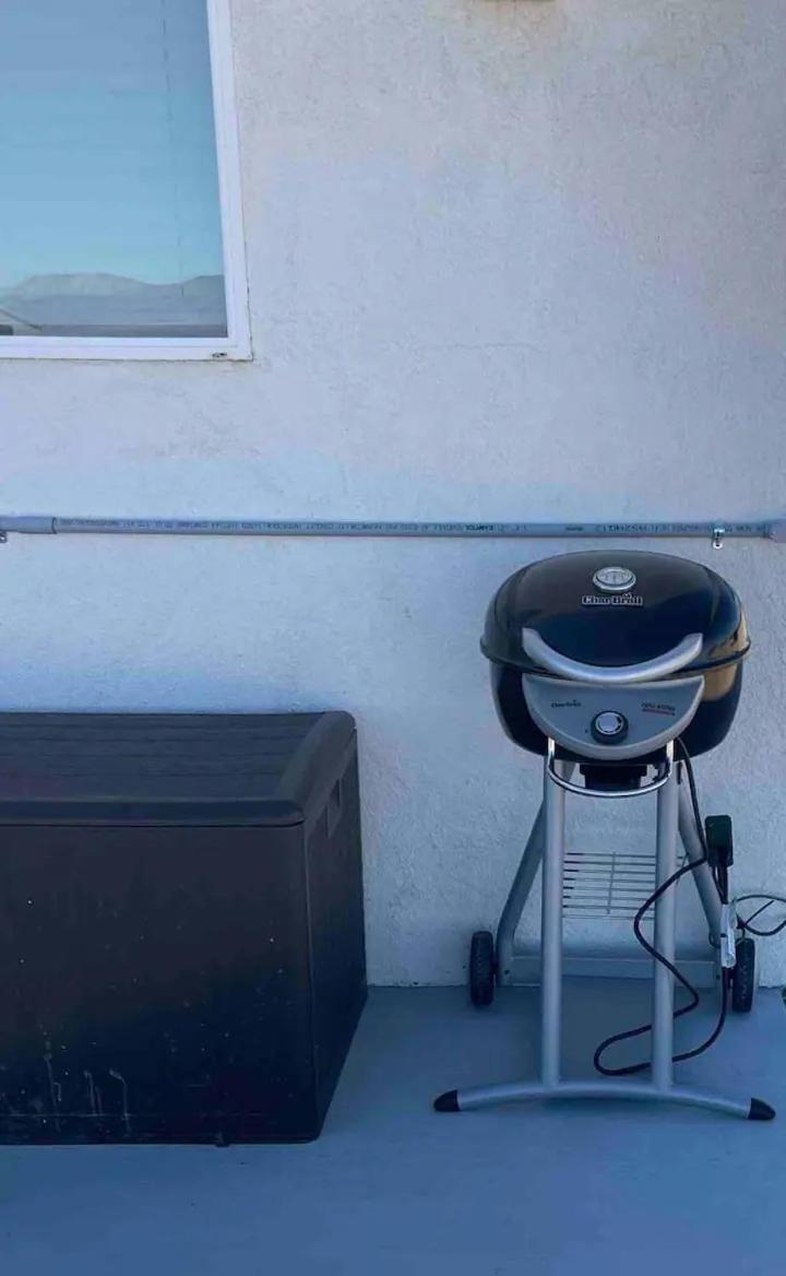 Serene Modern Home Backdoor With Great Wifi, Games, Movies, Patio Seating And Bbq Easy Access To North Joshua Tree National Park In 10 Minutes Туентинайн Палмс Екстериор снимка