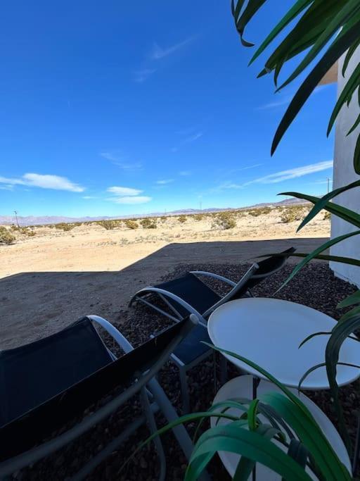 Serene Modern Home Backdoor With Great Wifi, Games, Movies, Patio Seating And Bbq Easy Access To North Joshua Tree National Park In 10 Minutes Туентинайн Палмс Екстериор снимка