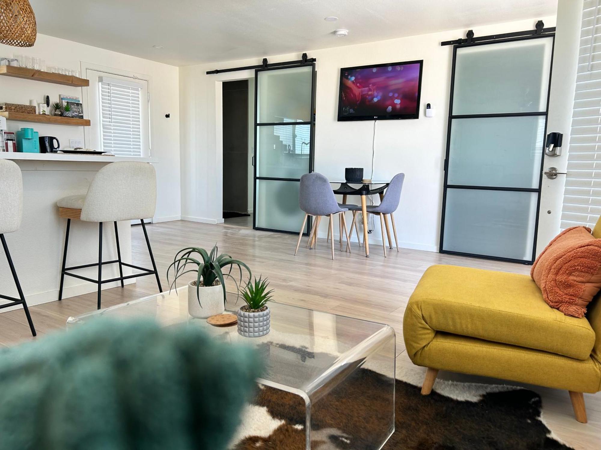 Serene Modern Home Backdoor With Great Wifi, Games, Movies, Patio Seating And Bbq Easy Access To North Joshua Tree National Park In 10 Minutes Туентинайн Палмс Екстериор снимка
